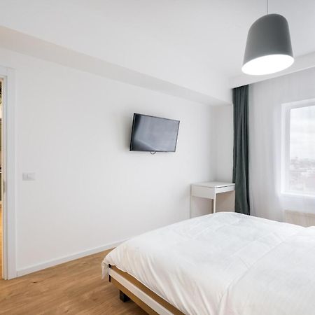 Jungle Escape - Luxe 1-Br Haven In Bucharest Lejlighed Eksteriør billede