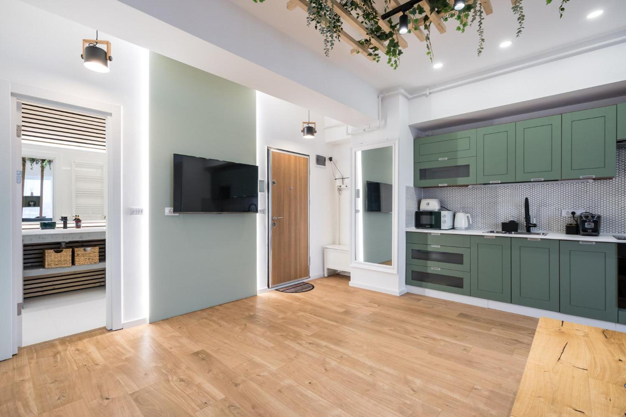 Jungle Escape - Luxe 1-Br Haven In Bucharest Lejlighed Eksteriør billede